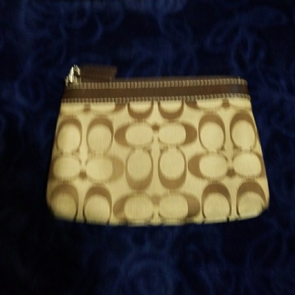 Coach Wristlet set - Picture 6 of 7